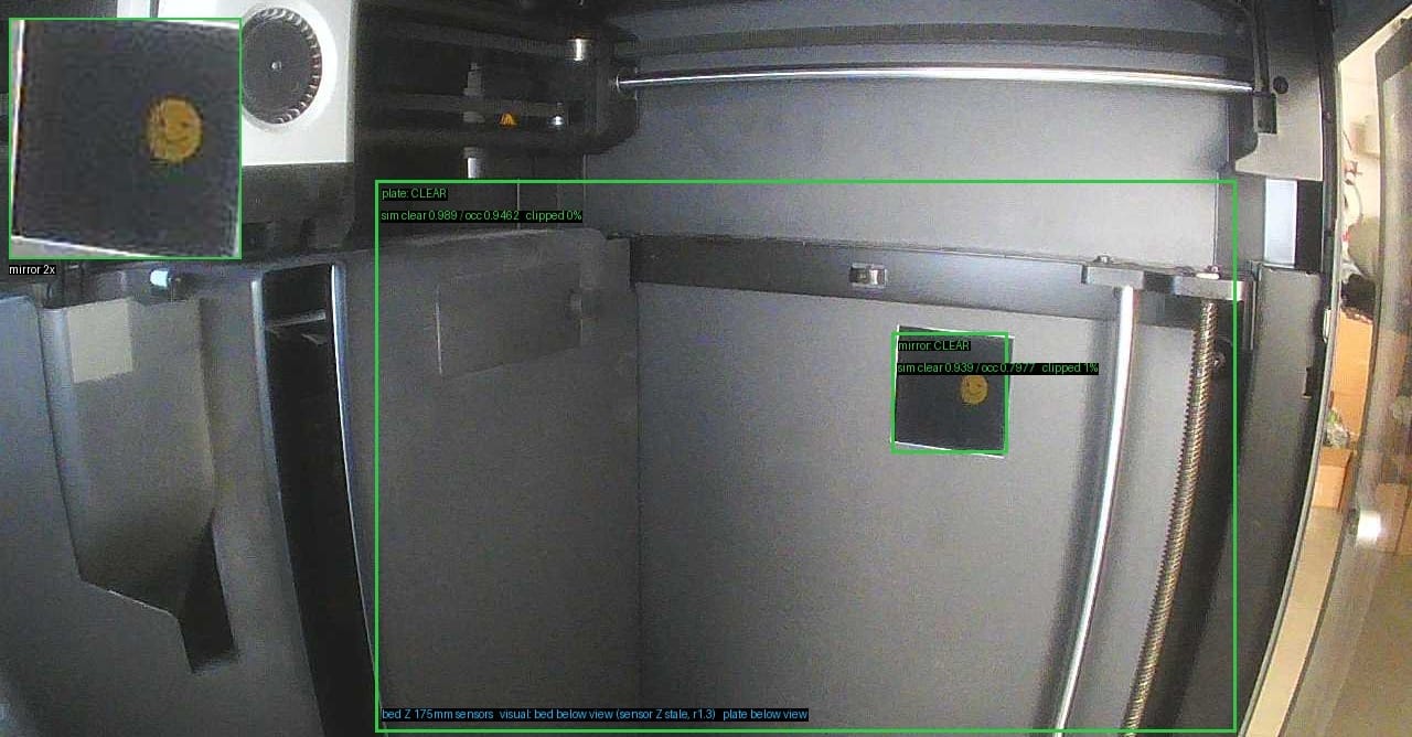 plate-check debug frame: an empty Bambu P1S bed, plate and mirror both CLEAR