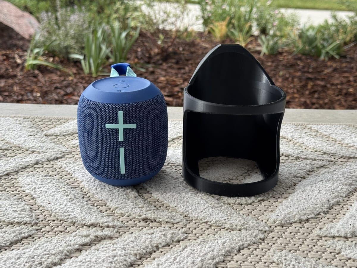 The Machine Behind the Shop: Running a 3D-Printing Business on Five Printers and a Raspberry Pi